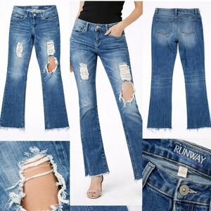 REFUGE RUNWAY EVERYDAY BOOT JEANS